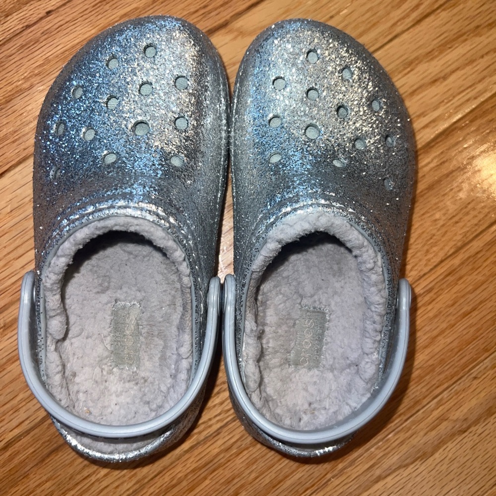 Silver glittery fleece lined Crocs size 11c